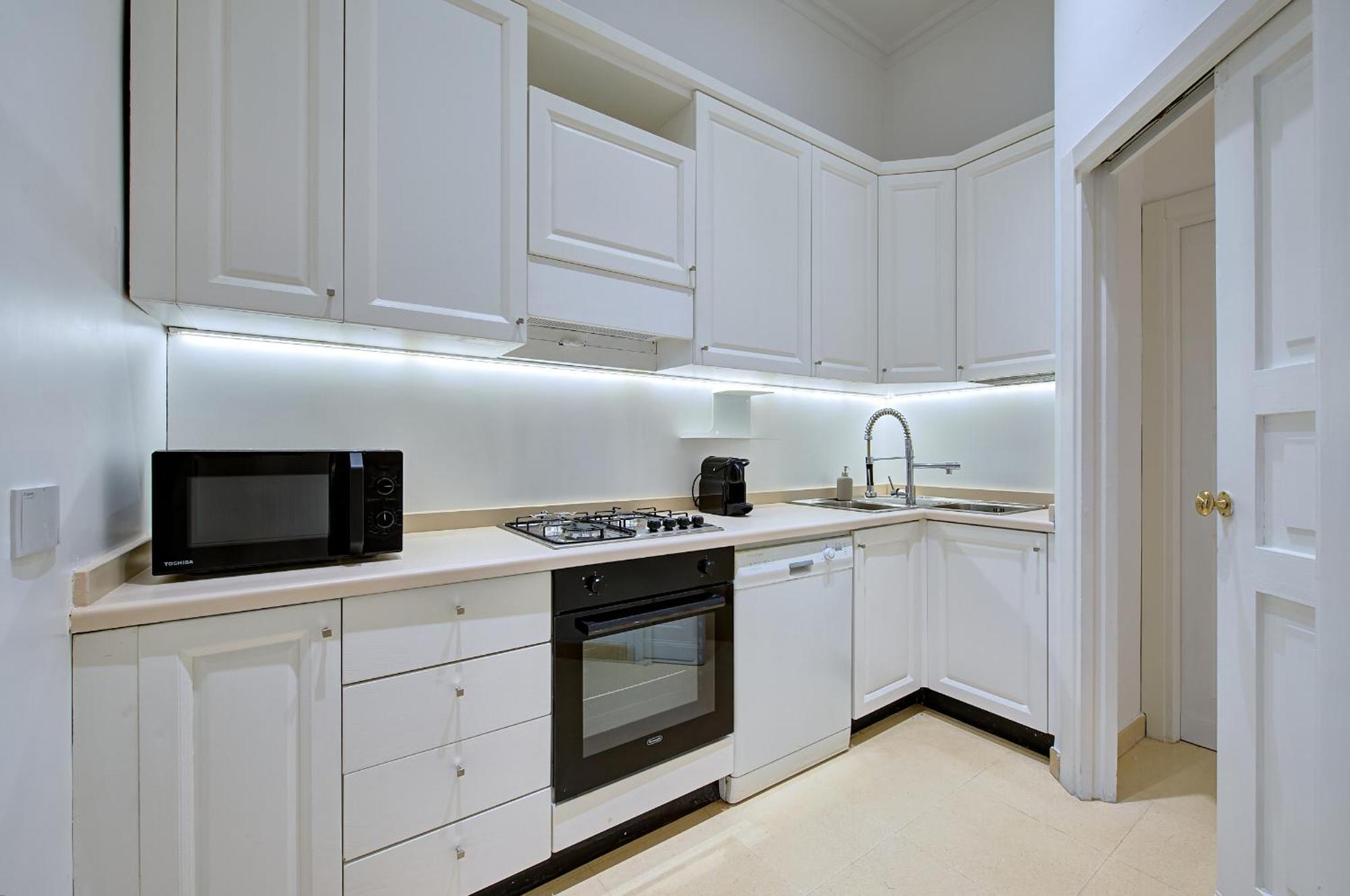 Irex Shining Near Colosseo Apartment Rome